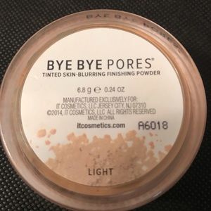 it cosmetics Makeup - IT! Cosmetics Finishing Powder it cosmetics Makeup - IT! Cosmetics Finishing Powder
